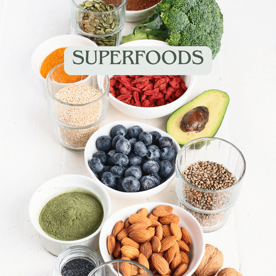 Entdecke die Kraft der Superfoods:  köstliche Rezepte für mehr Energie und Ausgeglichenheit